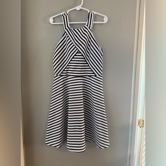 Chenault White and Navy Halter Sundress Casual - Picture 6 of 6
